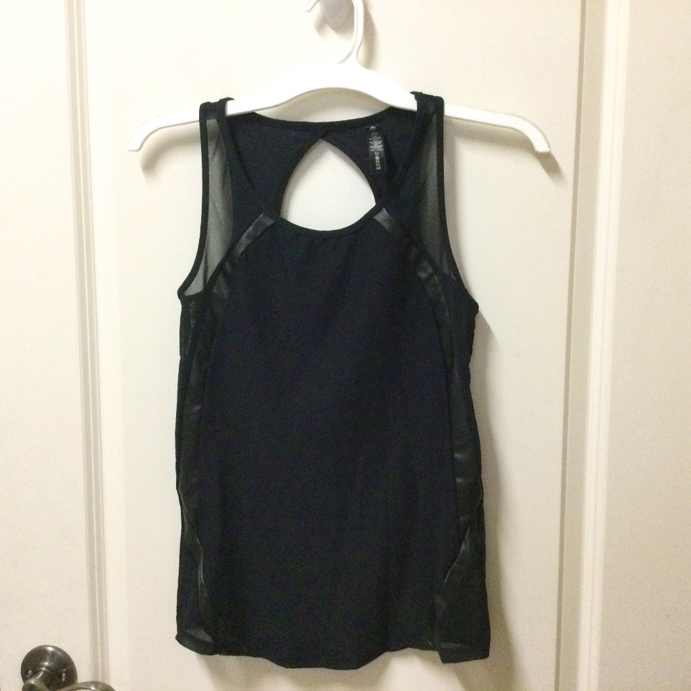 Work out tank